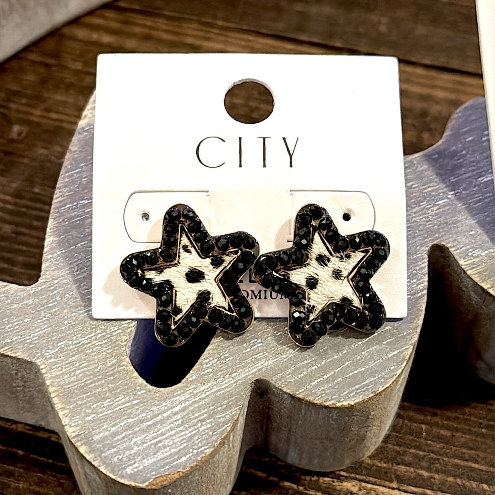 🆕🖤CITY: BLACK CHEETAH STAR Genuine Leather Earrings